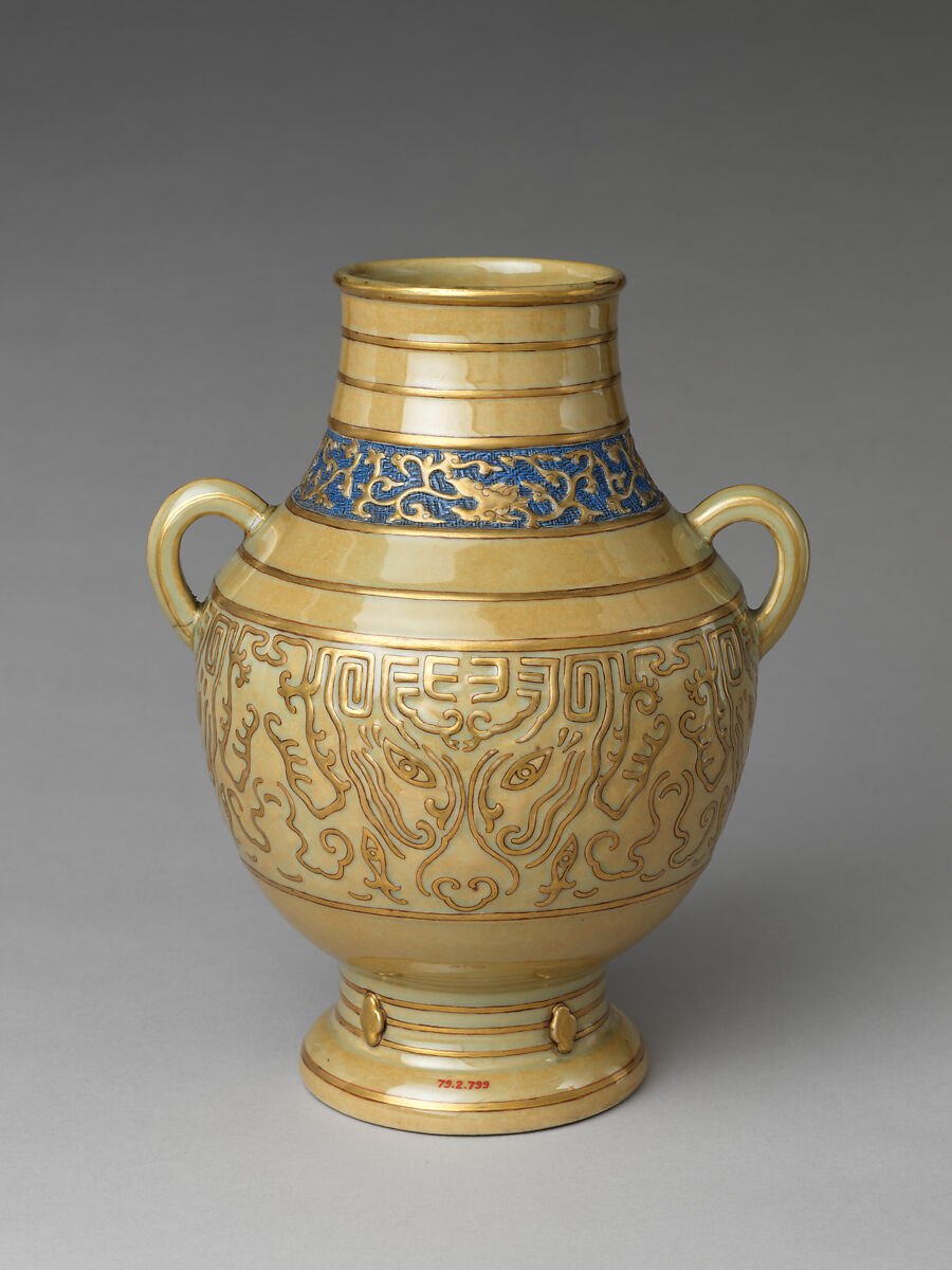 Vase in the form of an archaic bronze vessel, Porcelain, relief ornament under light brown glaze, gilt (Jingdezhen ware), China