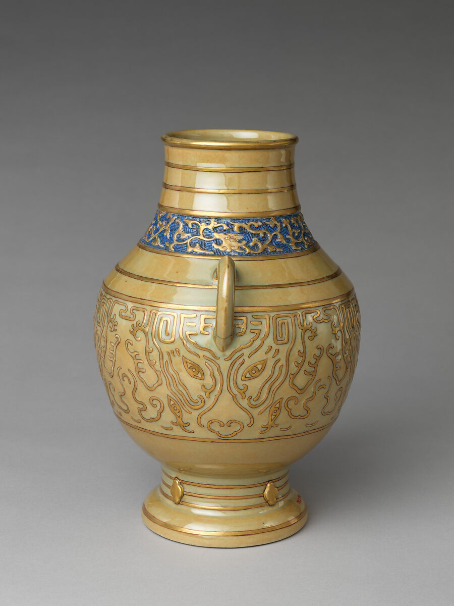 Vase in the form of an archaic bronze vessel, Porcelain, relief ornament under light brown glaze, gilt (Jingdezhen ware), China
