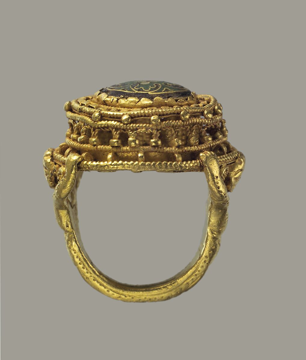 Ring, Gold with cloisonné enamel, German