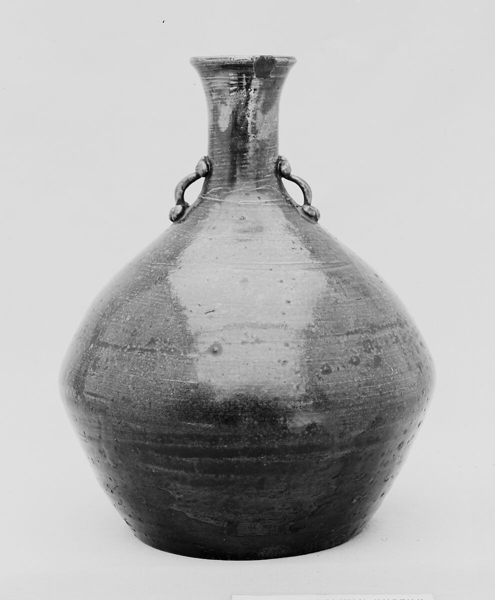 Bottle, Clay covered with a transparent glaze (Takatori ware), Japan 