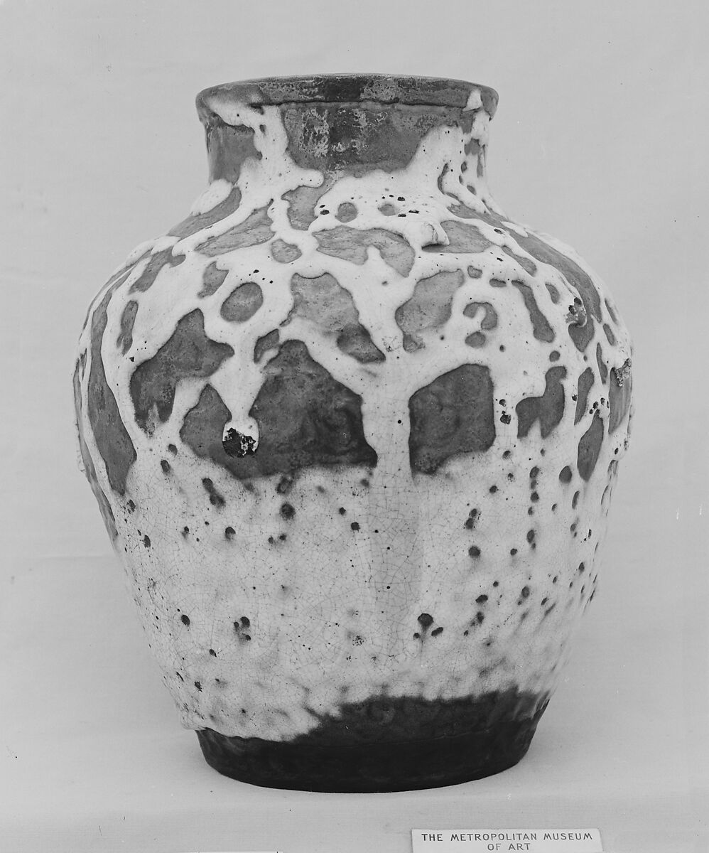 Jar, Clay covered with fingerprints, and with three glazes (Seto ware), Japan 