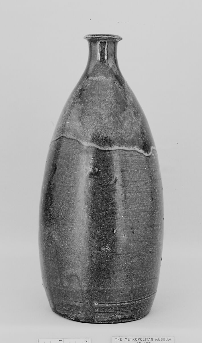 Large Bottle, Clay covered with a thin glaze and a thick overglaze (Seto ware, Satsuma type), Japan 