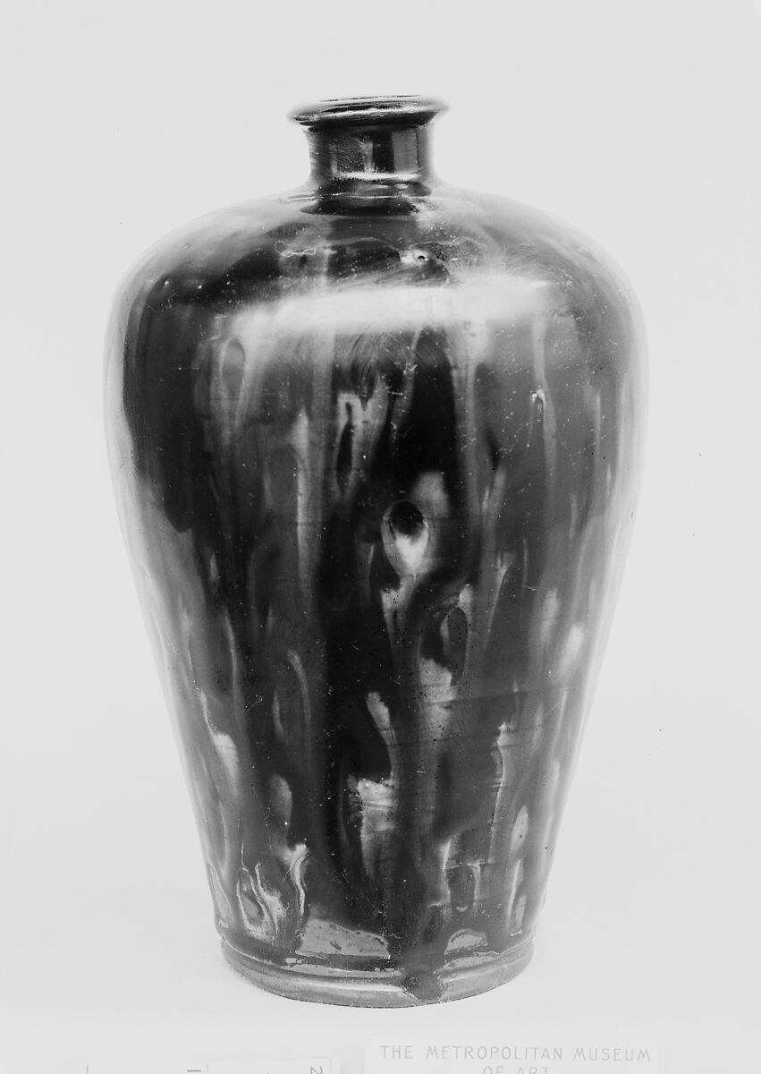 Bottle, Clay covered with an overglaze (Seto ware), Japan 