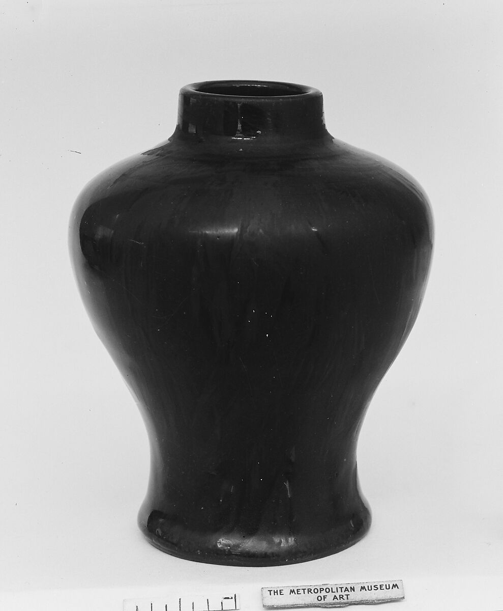 Bottle, Clay covered with colored glazes, Japan 