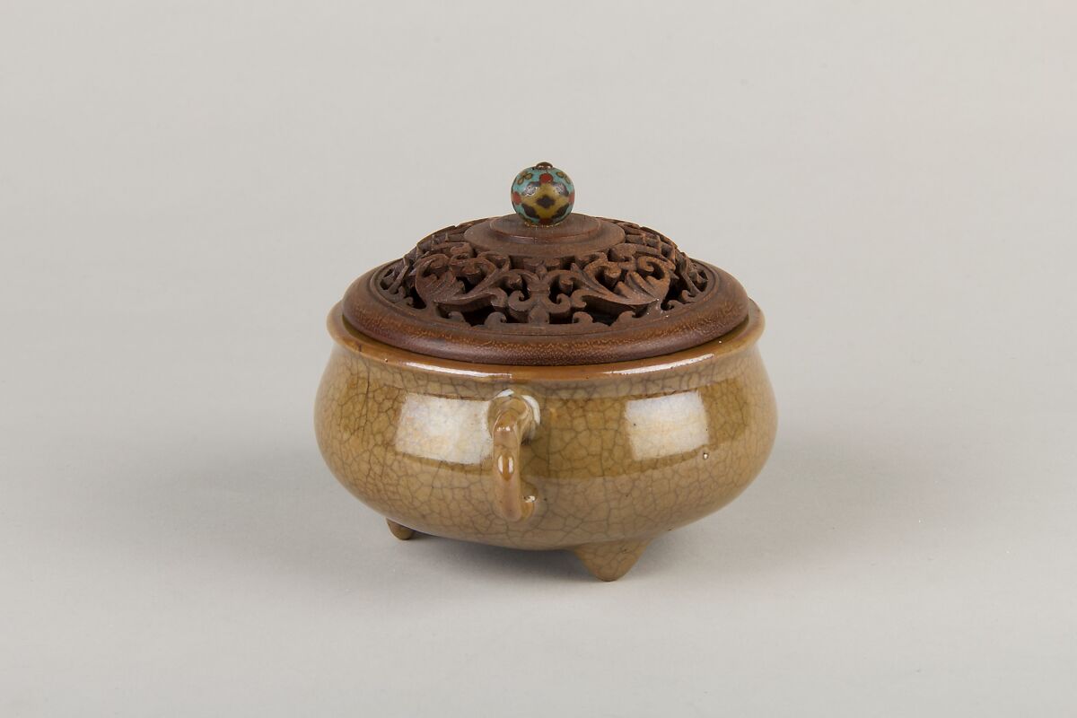 Incense Burner, Porcelain with a crackled coffee-brown glaze, China