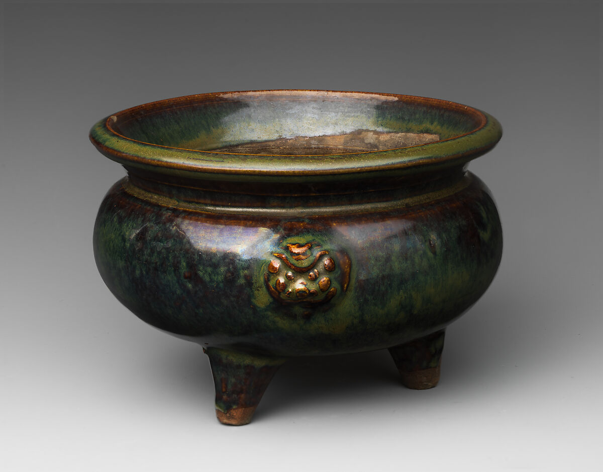 Jardiniere, Pottery with moulded designs, covered with glaze (Takatori ware), Japan