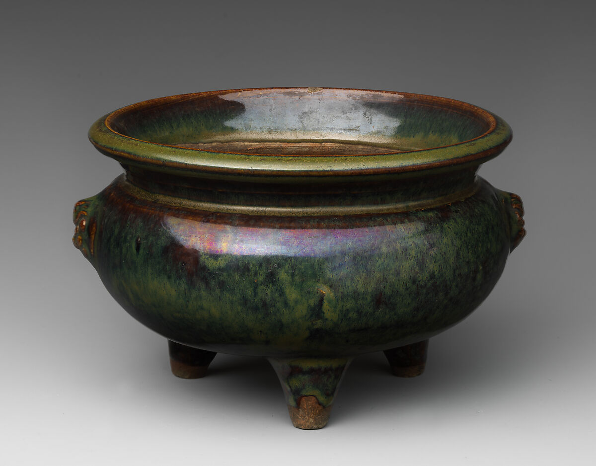 Jardiniere, Pottery with moulded designs, covered with glaze (Takatori ware), Japan 