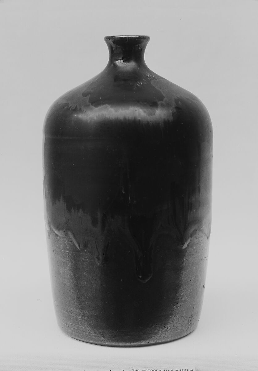 Bottle, Clay covered with glaze on the lower half and a transparent, thick glaze with blue markings (Satsuma ware), Japan 