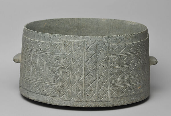 Cooking Pot, Steatite, carved and engraved 