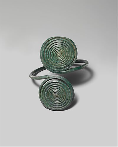 Armband with Spirals