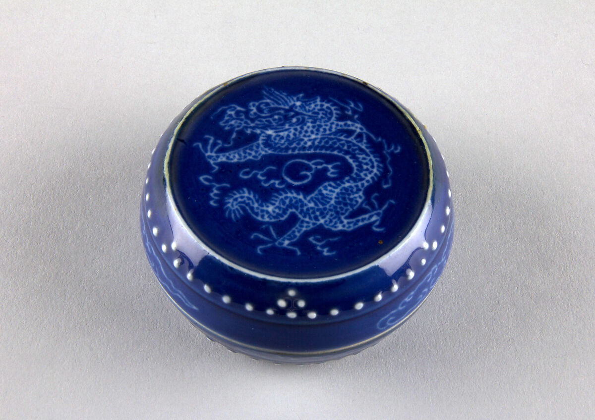 Seal paste box with dragon, Porcelain with reserved white ornament under blue glaze (Jingdezhen ware), China 