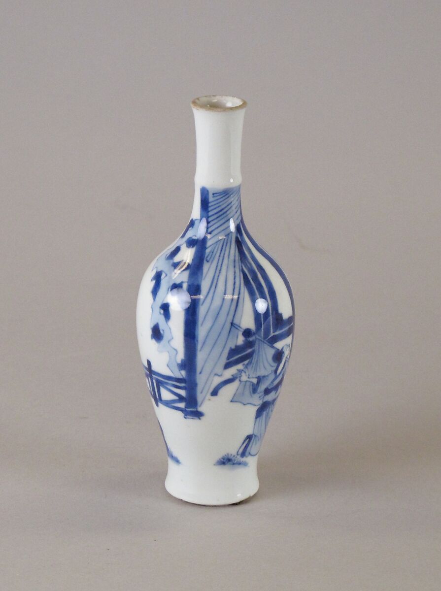 Vase, Porcelain painted in underglaze blue, China