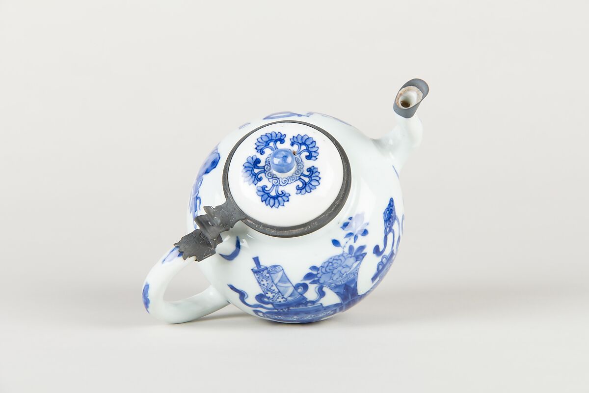Ewer with archaistic vessels, Porcelain painted in underglaze cobalt blue (Jingdezhen ware), metal mounts, China