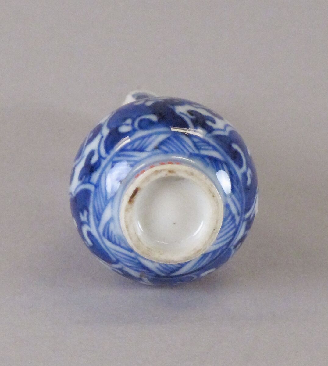 Vase, Porcelain painted in underglaze blue, China