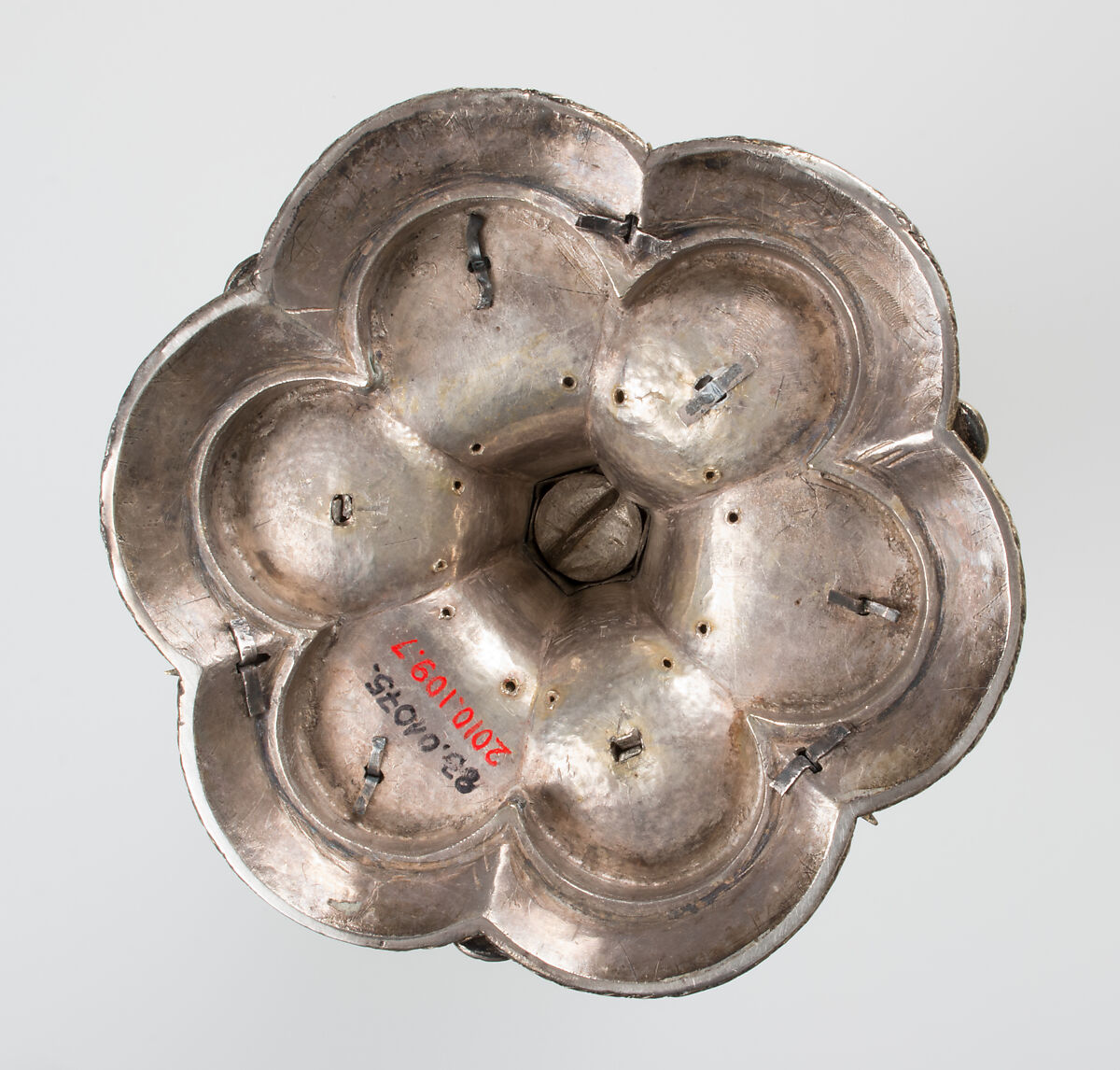 Chalice, Silver, partly gilded, glass, semiprecious stones(?), with filigree and other enameling, Central European