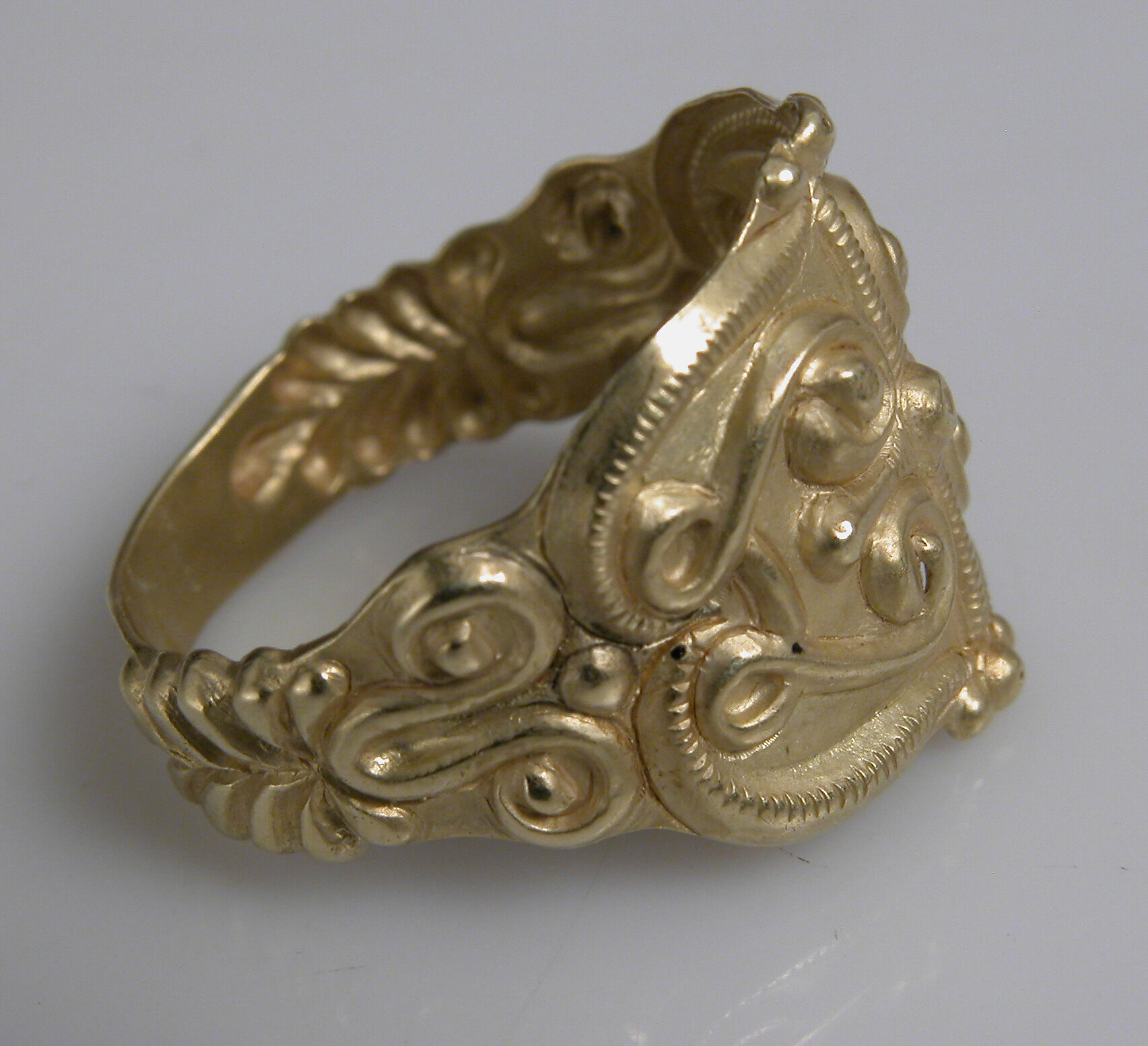 アクセサリー 90s Celtic Arts floral Celtic ball ring source