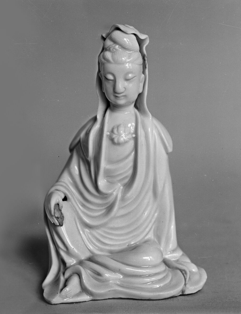 Figure of seated Bodhisattva Guanyin, Porcelain with white glaze (Dehua ware), China 