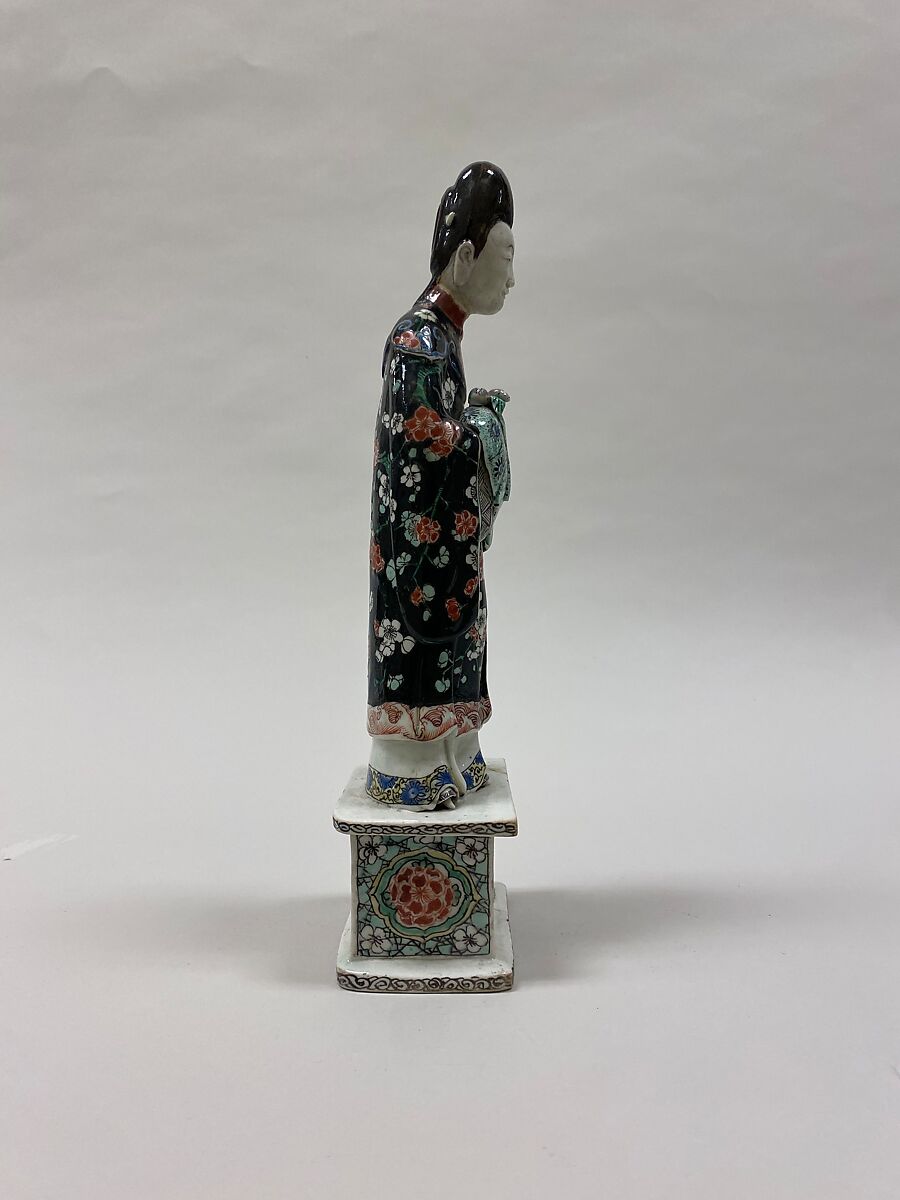Figure of a standing lady, Biscuit with polychrome enamels (Jingdezhen ware), China