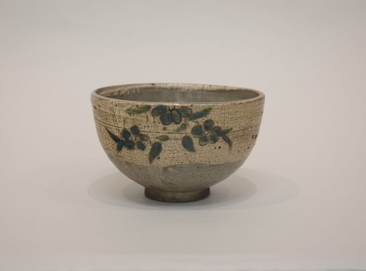 Bowl, Clay with white slip and transparent glaze; a crackled overglaze decorated in enamel (Ye Karatsu or painted Karatsu), Japan 