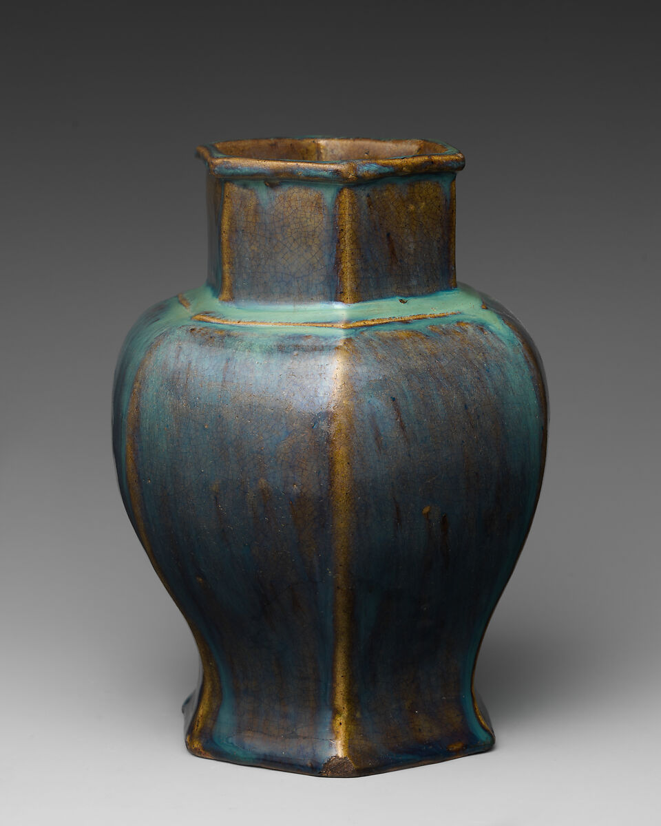 Vase, Clay covered with a mottled glaze, Japan