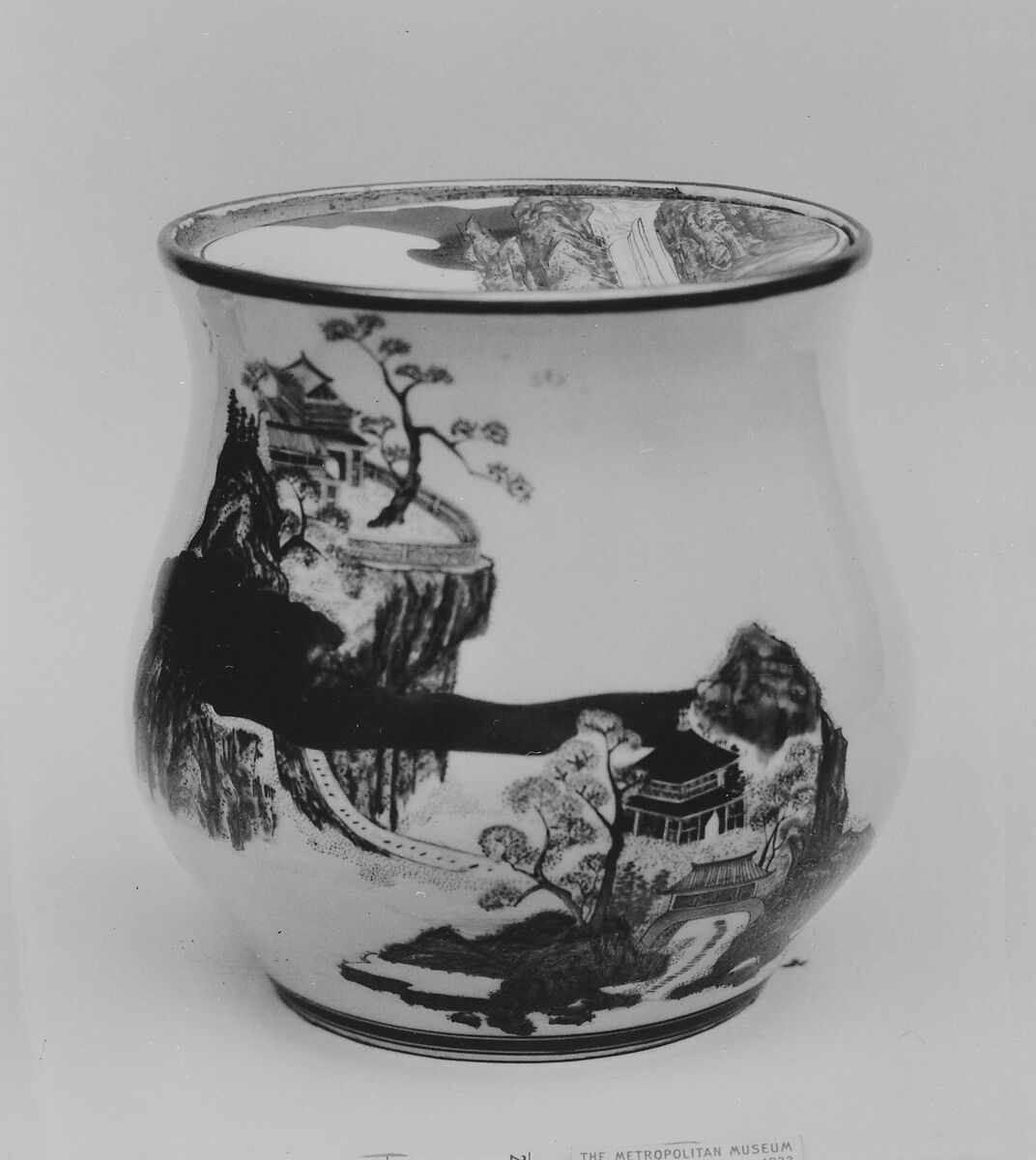 Water pot and cover, White porcelain decorated in colored enamels, Japan 