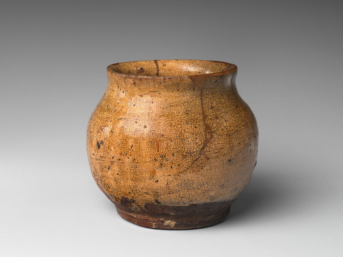 Small Jar (Kotsubo), Stoneware with ash glaze (Karatsu ware); gold lacquer repairs, Japan