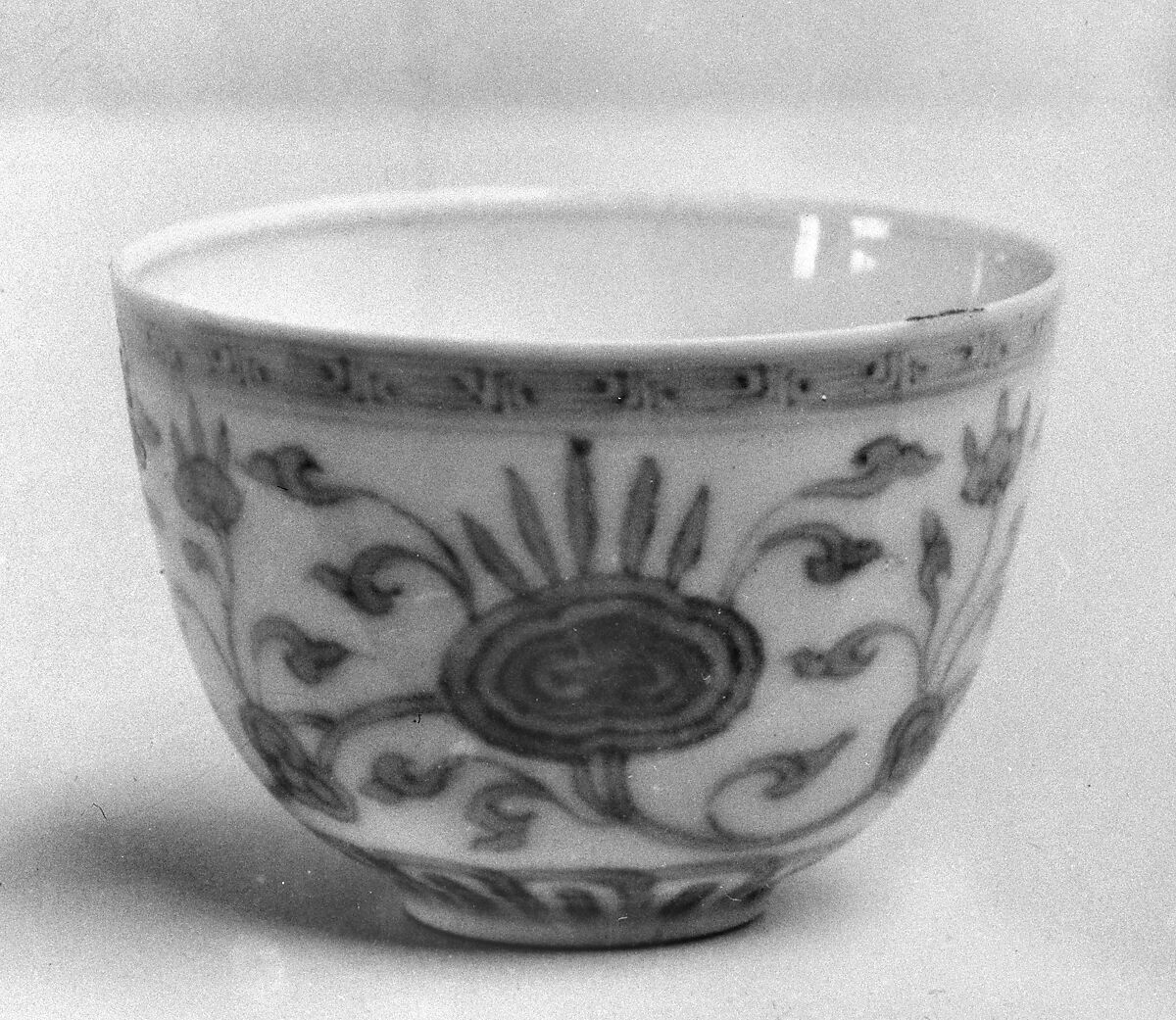 Cup with magic fungus (one of a pair), Porcelain painted in underglaze cobalt blue (Jingdezhen ware), China 