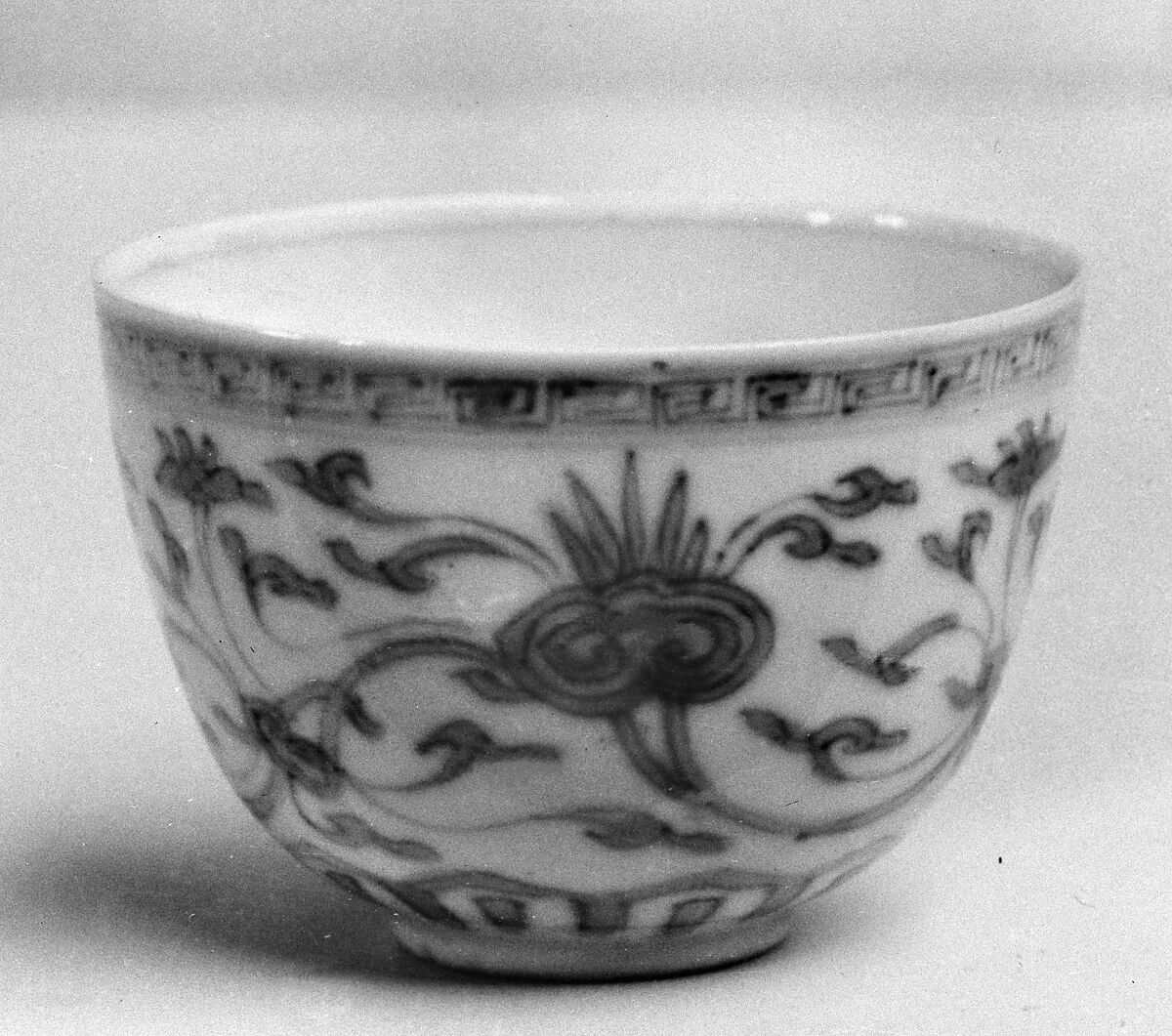Cup with magic fungus (one of a pair), Porcelain painted in underglaze cobalt blue (Jingdezhen ware), China 