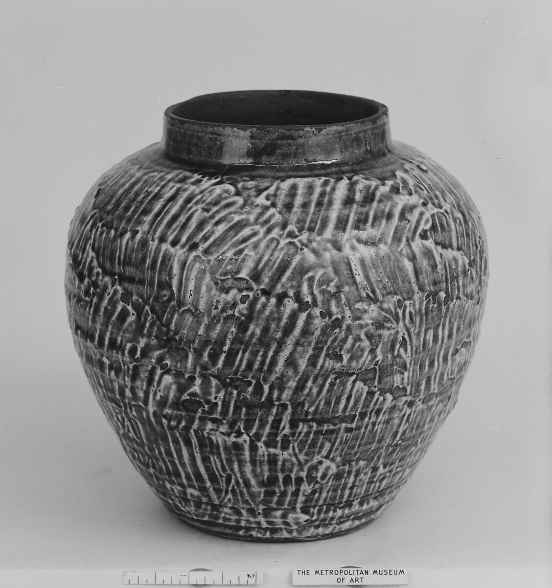Jar, Pottery irregularly covered with slip and glaze, Japan 