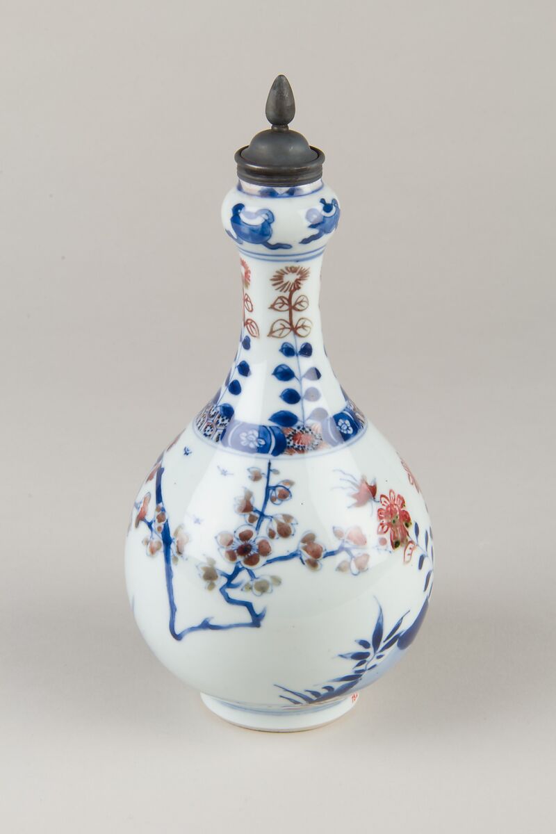 Bottle, Porcelain painted in underglaze blue and red, China