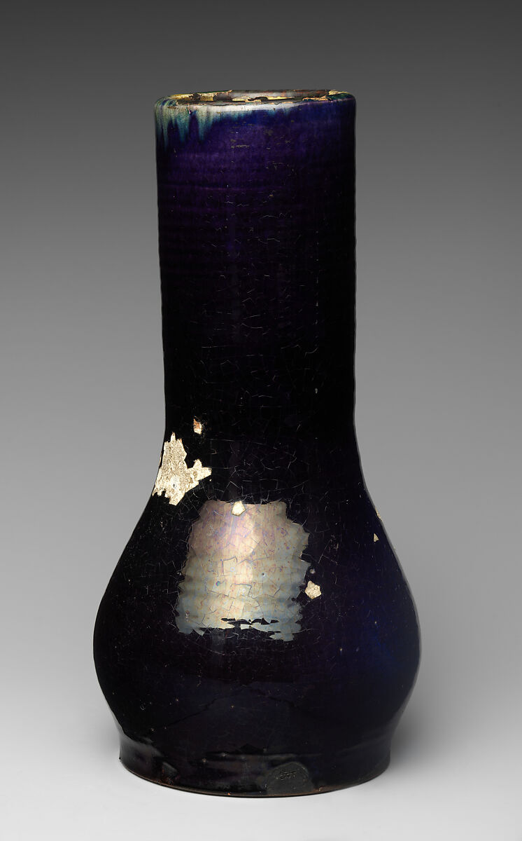 Vase, Clay covered with crackled glaze, Japan