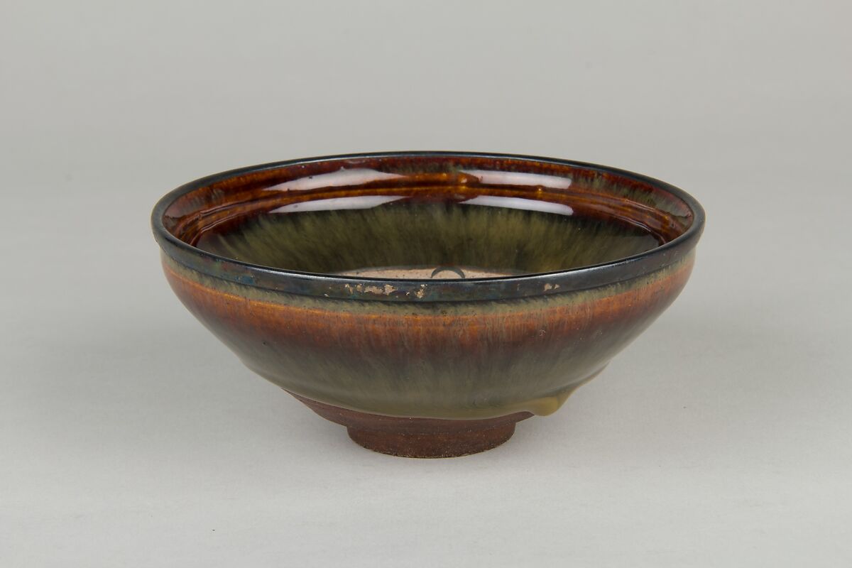 Bowl, Grey porcelaneous ware with silver band on edge (Jian ware?), China 