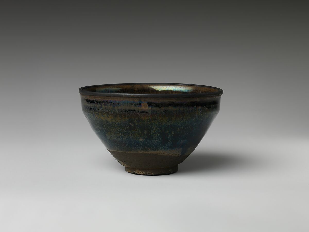 Teabowl with “Hare’s-Fur” Glaze, Stoneware with iron-oxide glaze (Seto ware), Japan 