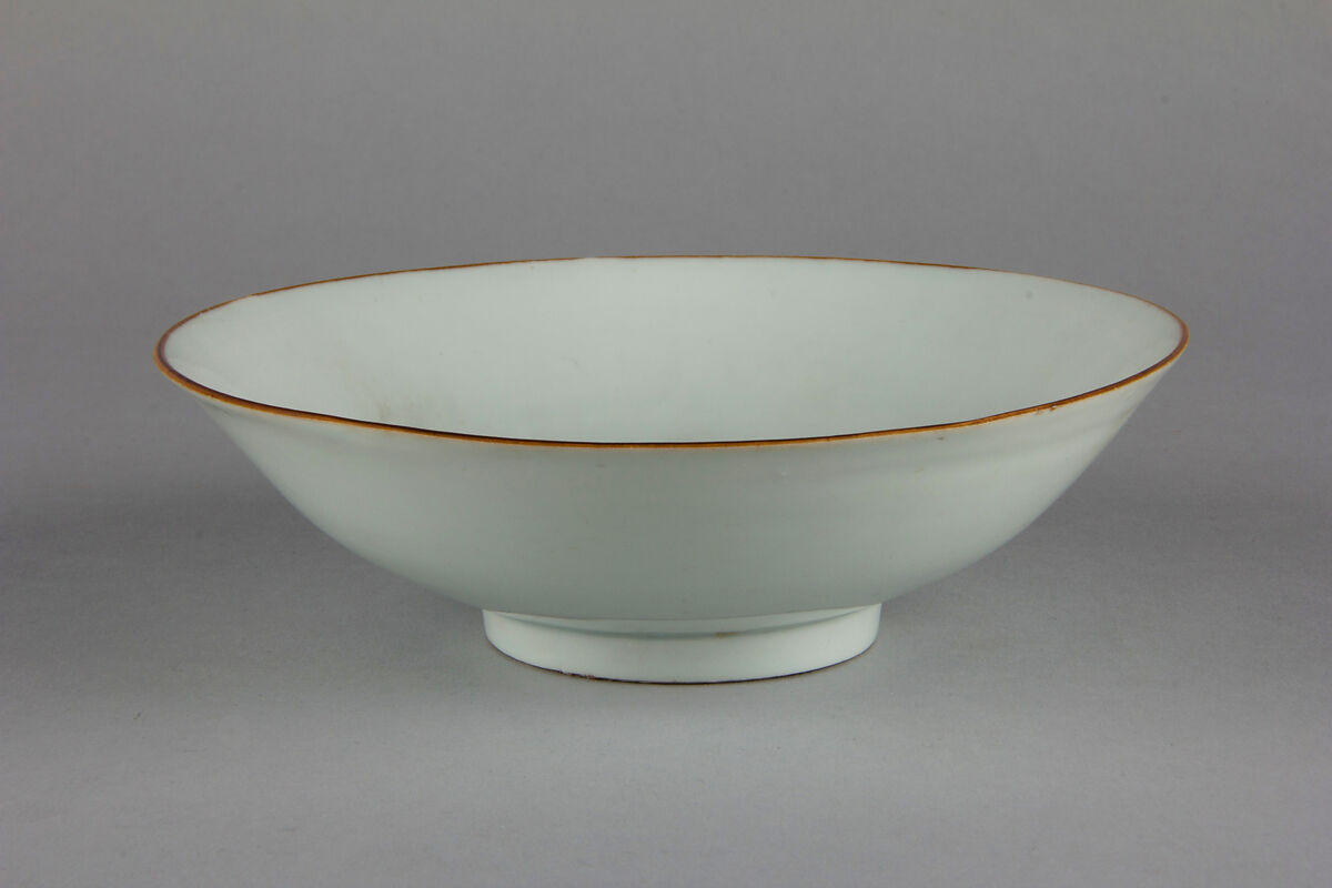 Bowl with floral patterns, Porcelain with mold-impressed decoration (Jingdezhen ware), China 