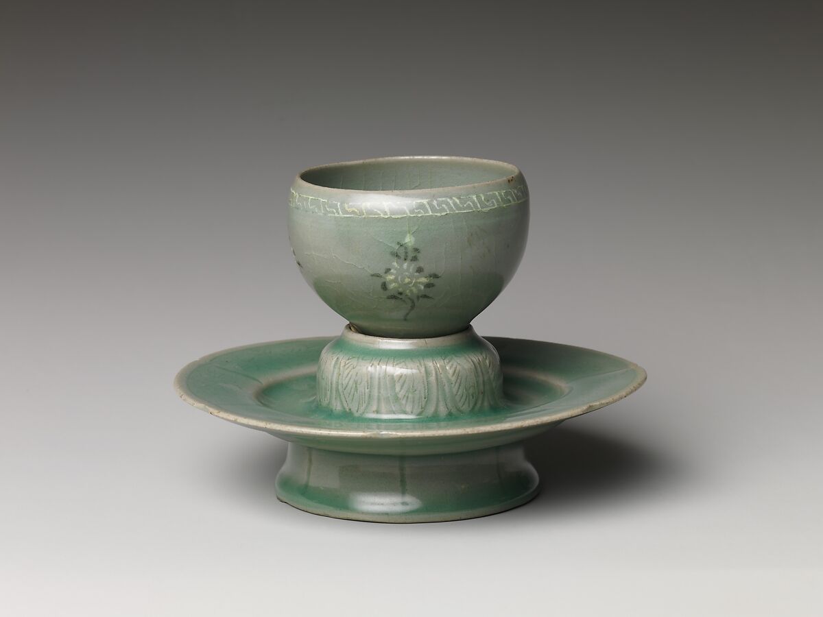 Stand, Stoneware with incised decoration of lotus petals under celadon glaze, Korea