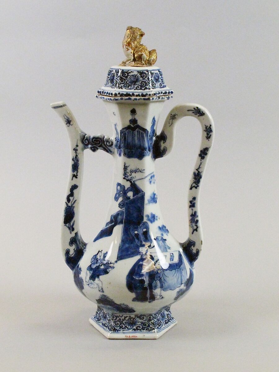 Covered ewer with figures in a garden, Pocelain painted in underglaze cobalt blue (Jingdezhen ware), China