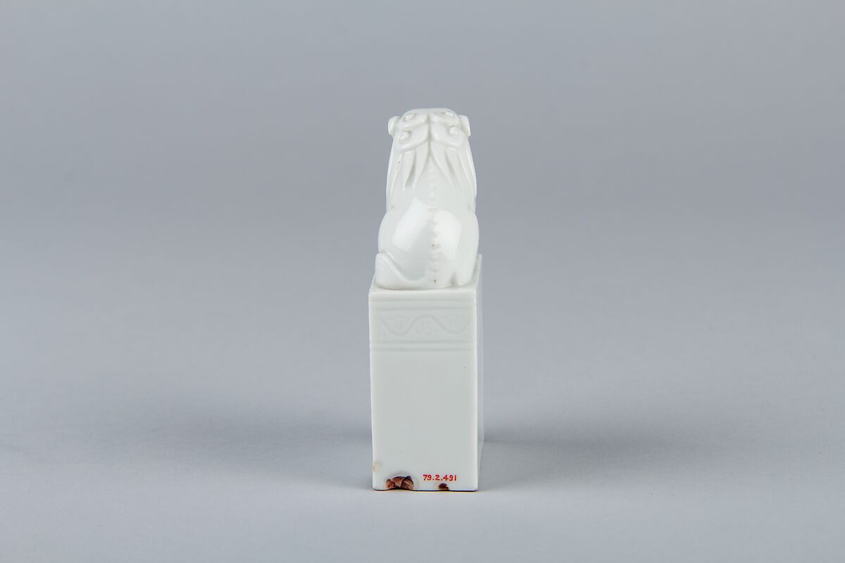 Seal, Porcelain with a clear glaze, China