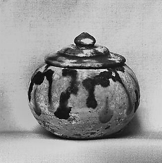 Miniature covered jar, Earthenware with three-color (sancai) glaze, China 