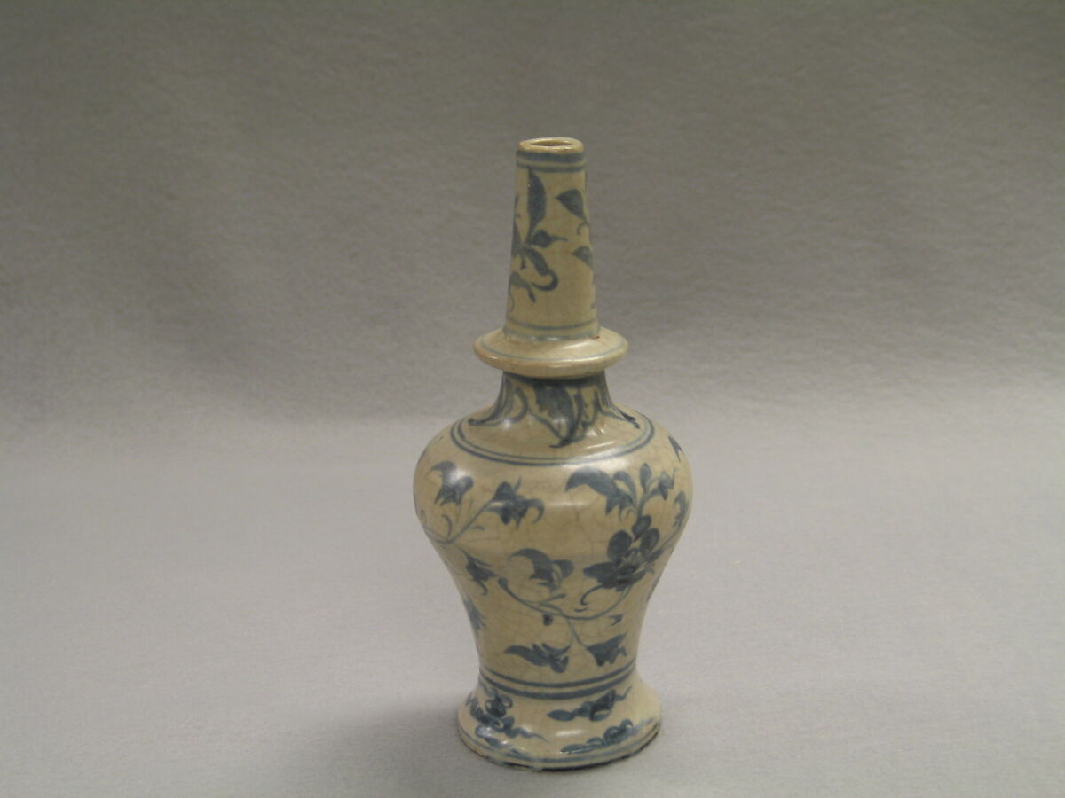 Sprinkler, Porcelain painted in underglaze cobalt blue (Jingdezhen ware), China