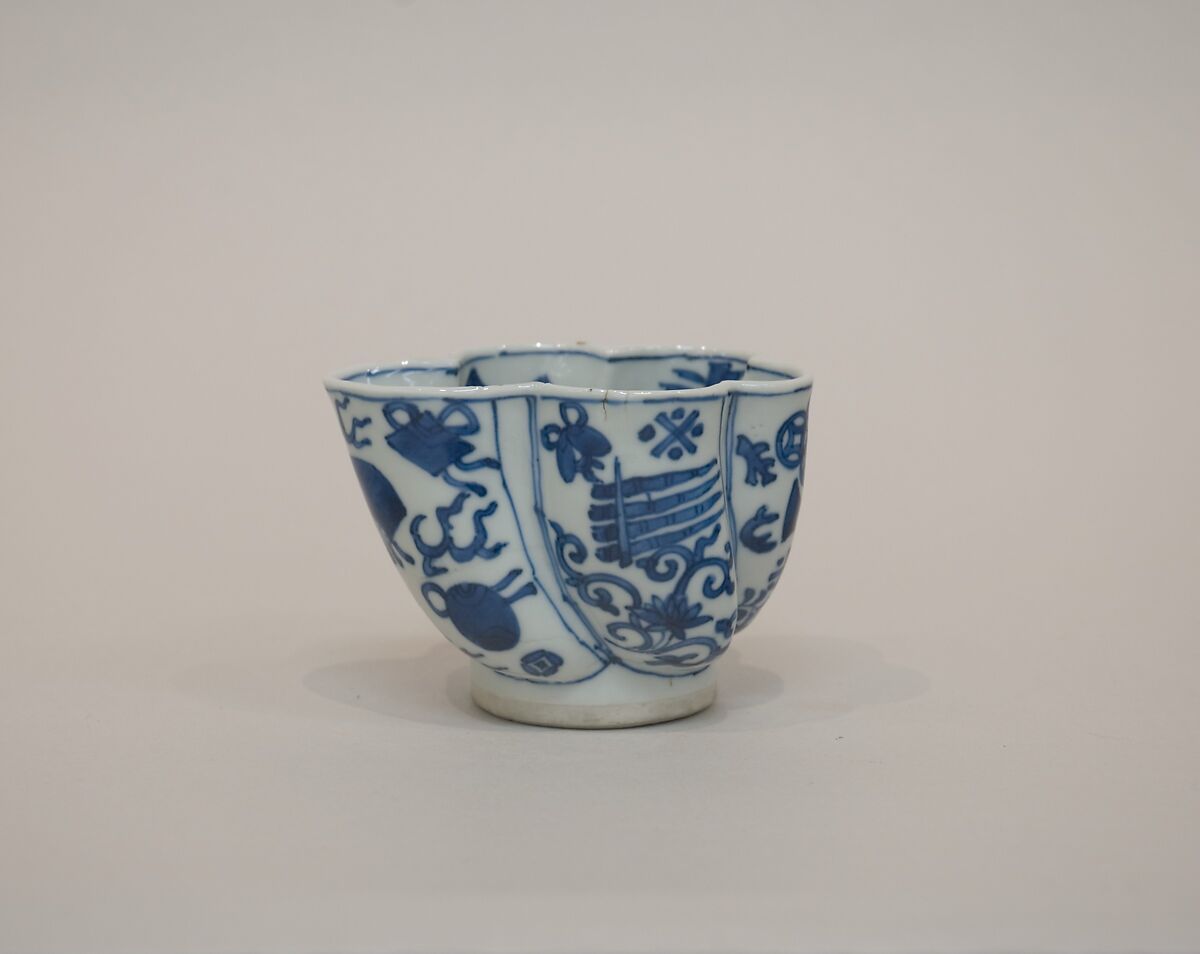 Cup, Porcelain painted in underglaze blue, China 