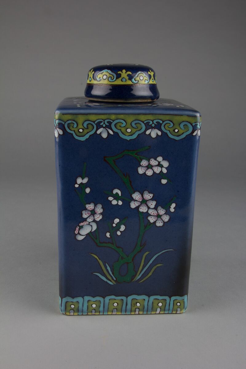 Tea caddy with flowers, Porcelain with polychrome enamels over a blue ground (Jingdezhen ware), China