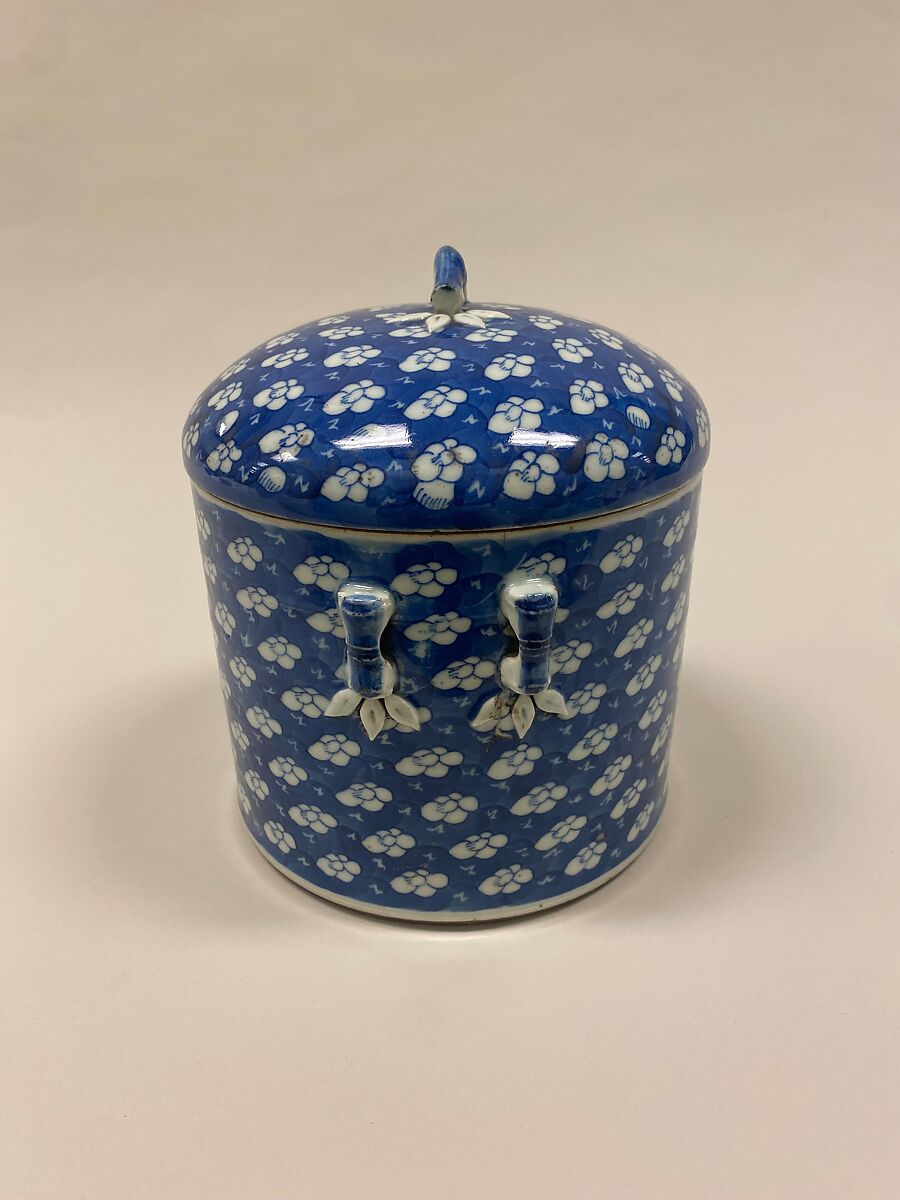Covered jar with plum blossoms (one of a pair), Porcelain painted in underglaze cobalt blue (Jingdezhen ware), China