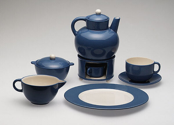 Lamelle Delphinium Blue Sugar Bowl with Lid, Ilonka Karasz (American (born Hungary) Budapest 1896–1981 New York, New York), ceramics 