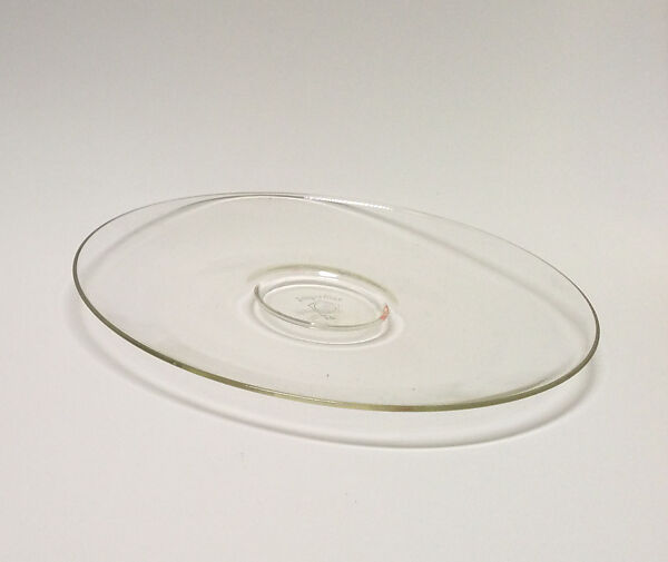 Saucer, Wilhelm Wagenfeld (German, Bremen 1900–1990 Stuttgart), Glass 