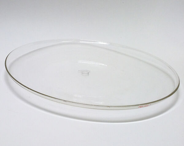 Serving plate, Wilhelm Wagenfeld (German, Bremen 1900–1990 Stuttgart), Glass 