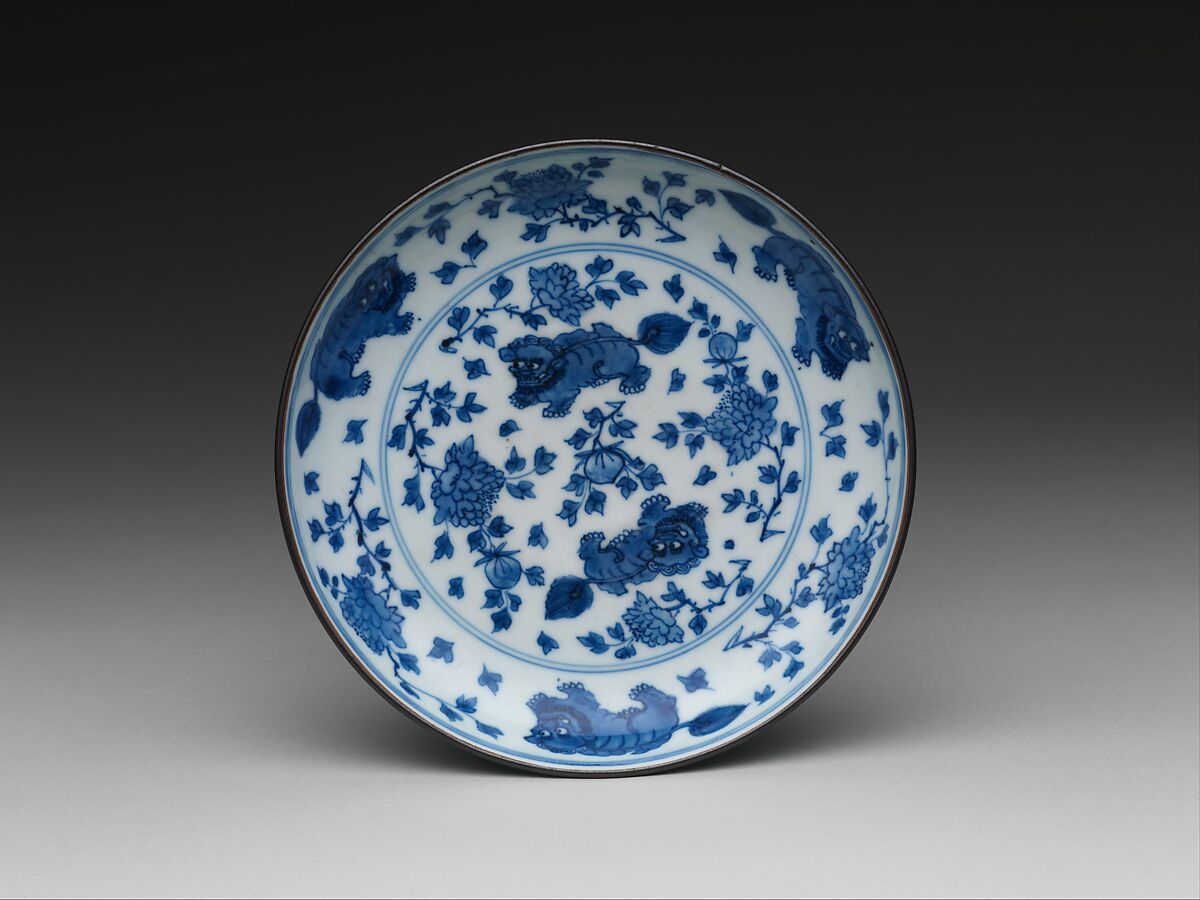 Dish with Lion-Dogs, Porcelain painted with cobalt blue under a transparent glaze (Jingdezhen ware), China 