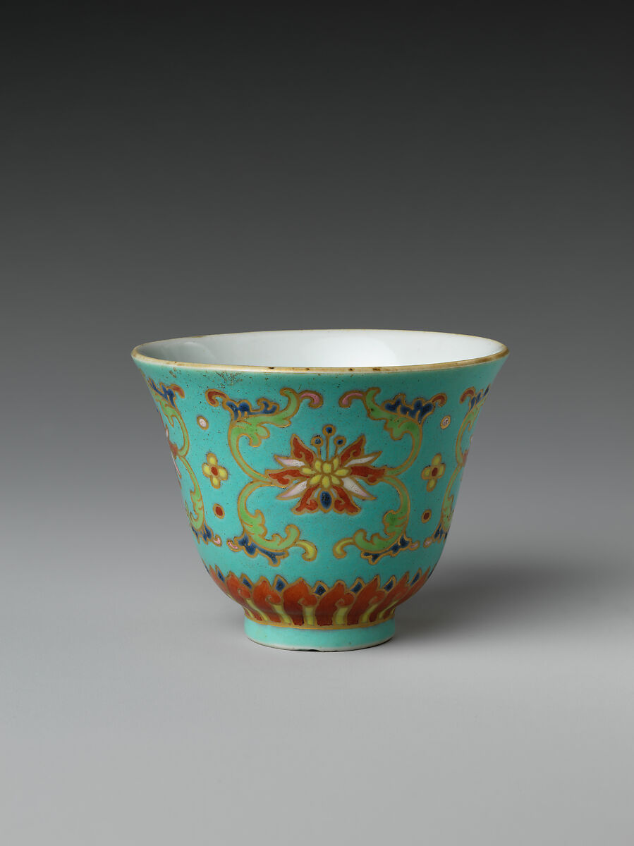 Cup with floral scrolls, Porcelain painted in overglaze polychrome enamels and gold (Jingdezhen ware), China