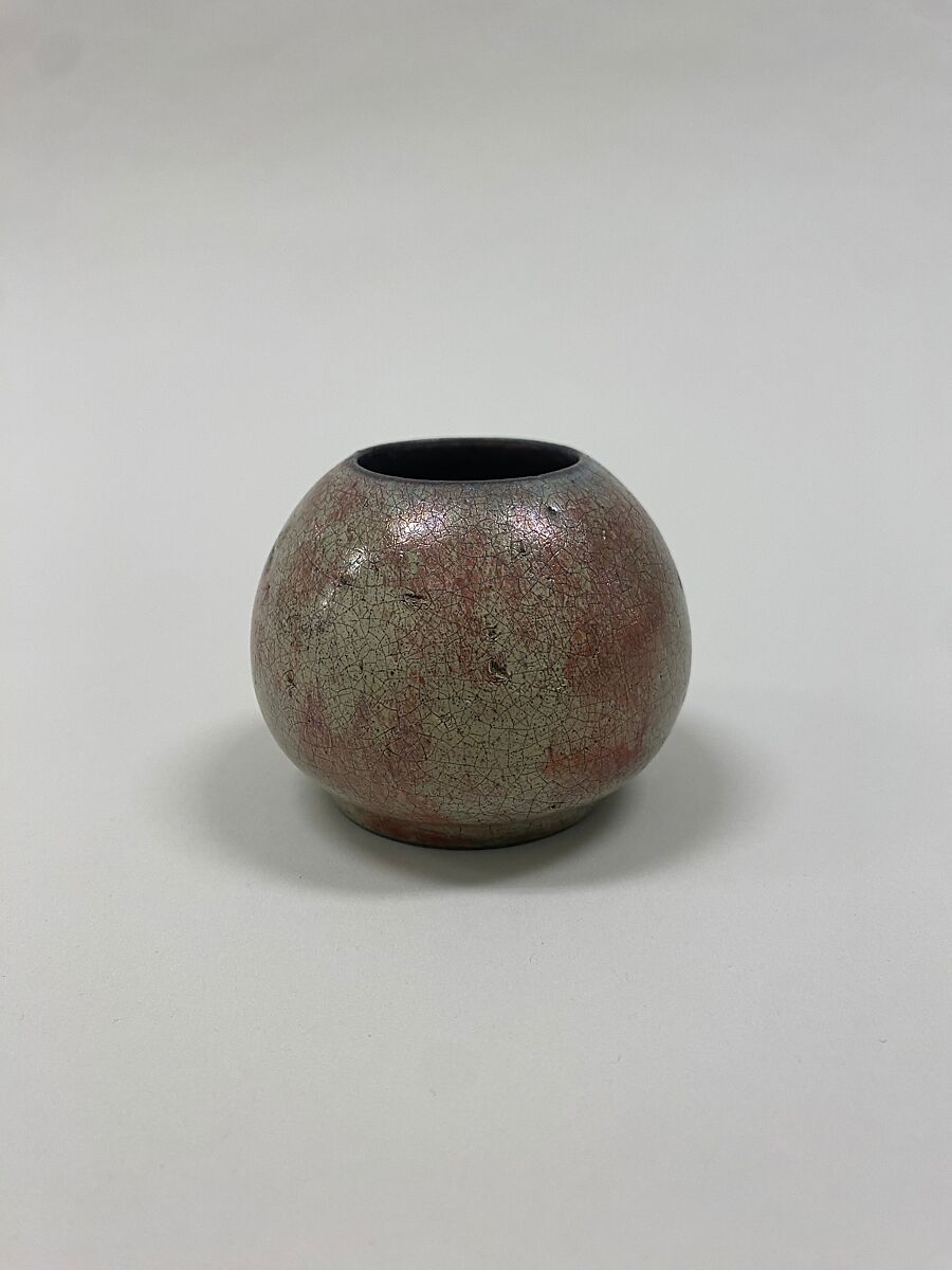 Water pot, Stoneware with crackled brown glaze (Shiwan ware), China 