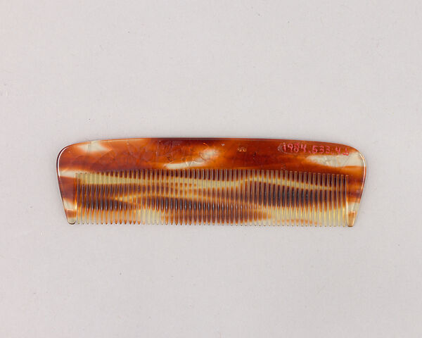 Comb case and comb, Unknown Designer, Leather, gold leaf, cloth lining, cellulose nitrate (comb), Austrian