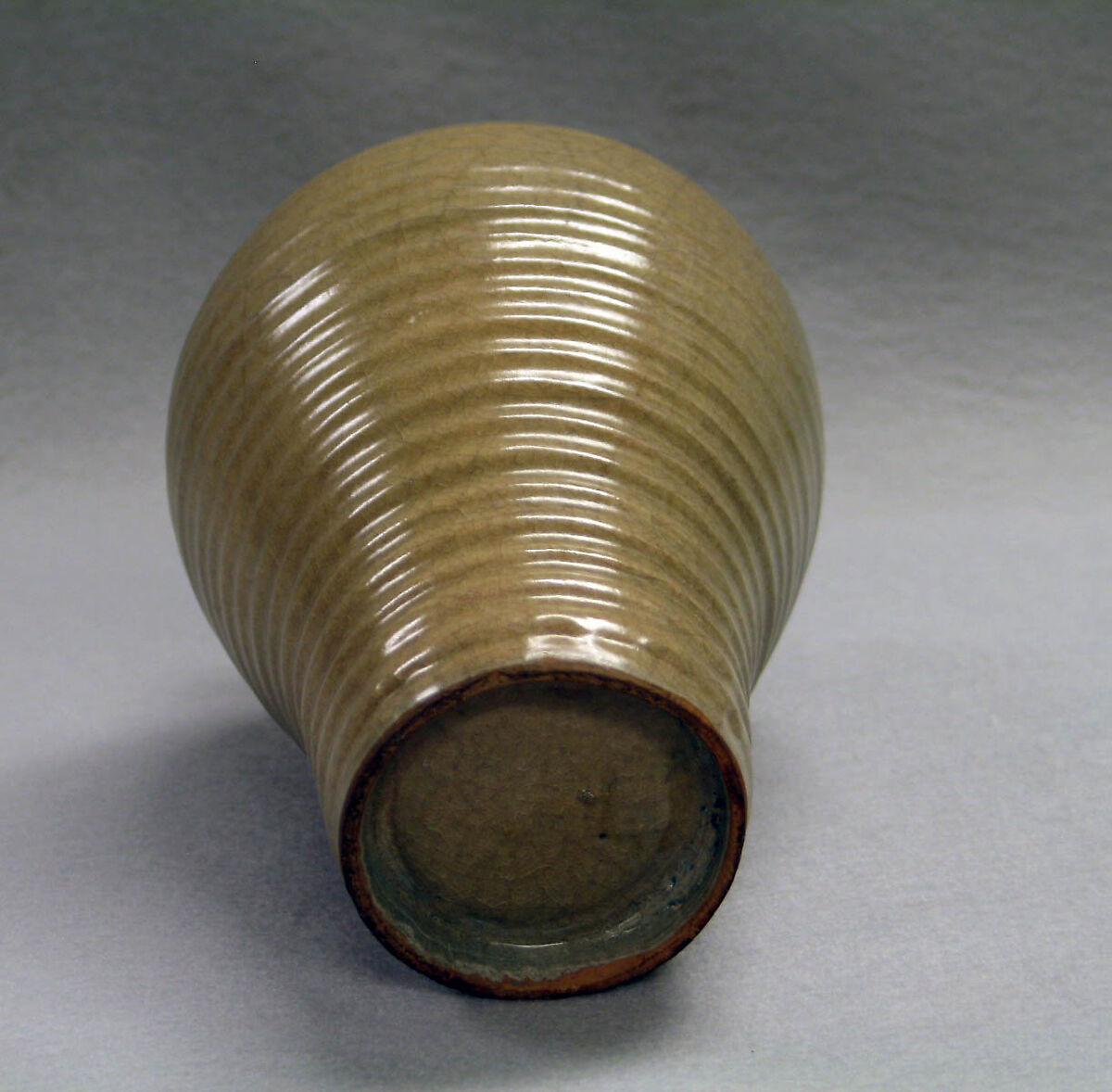 Meiping vase, Stoneware with celadon glaze (Longquan ware), China